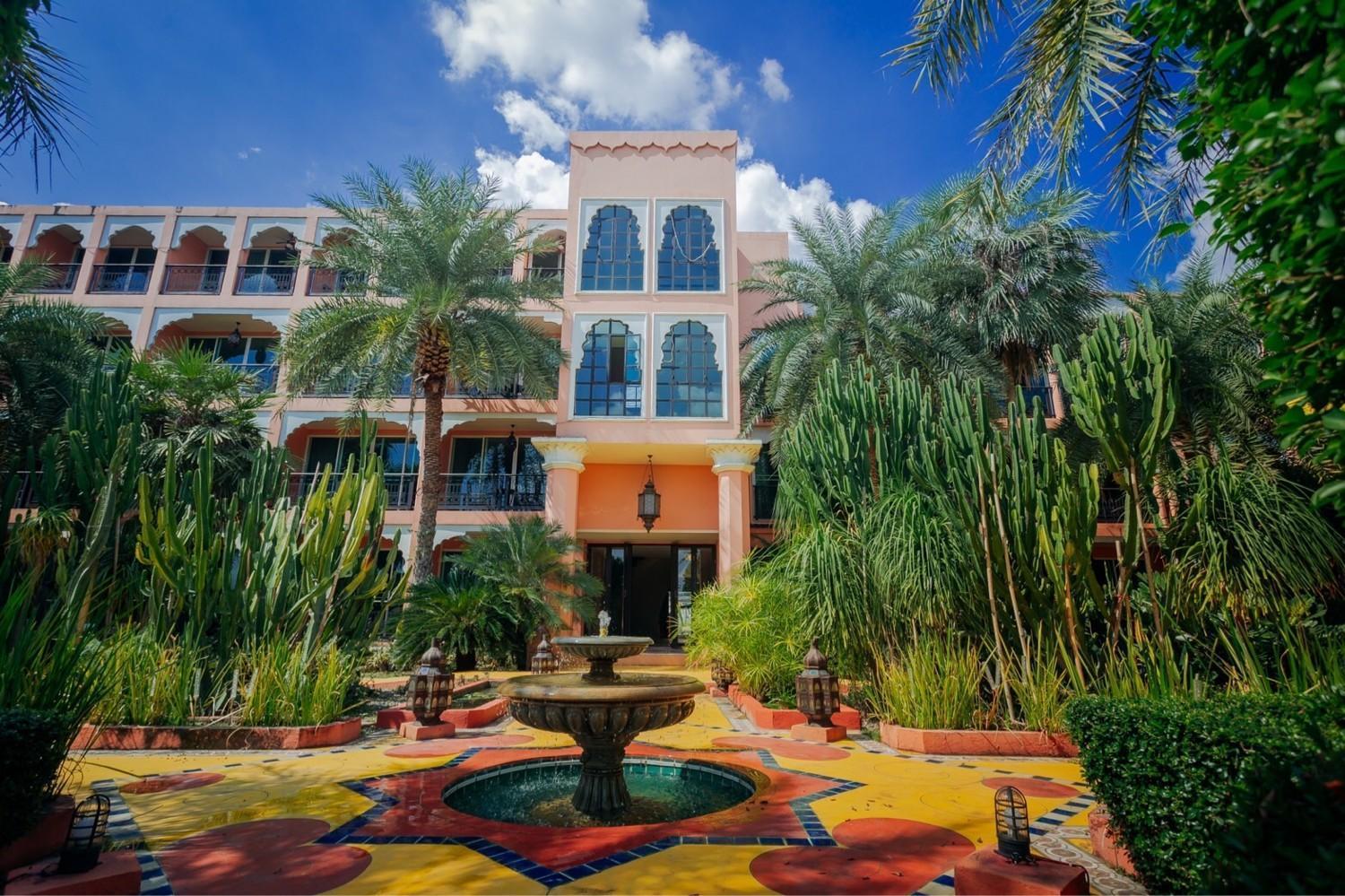 Sheik Istana Hotel Chiangmal Chiang Mai Exterior photo
