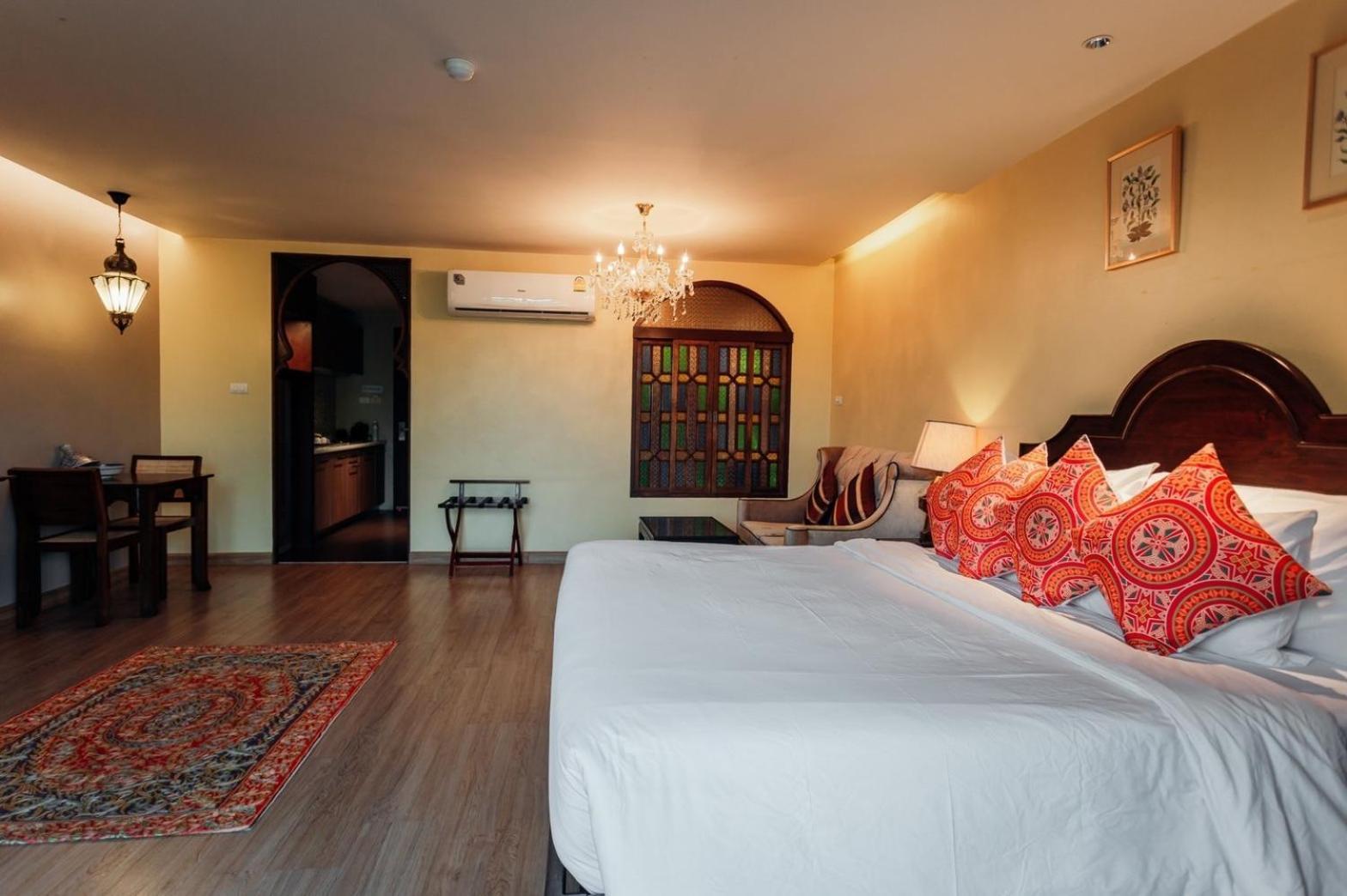 Sheik Istana Hotel Chiangmal Chiang Mai Exterior photo