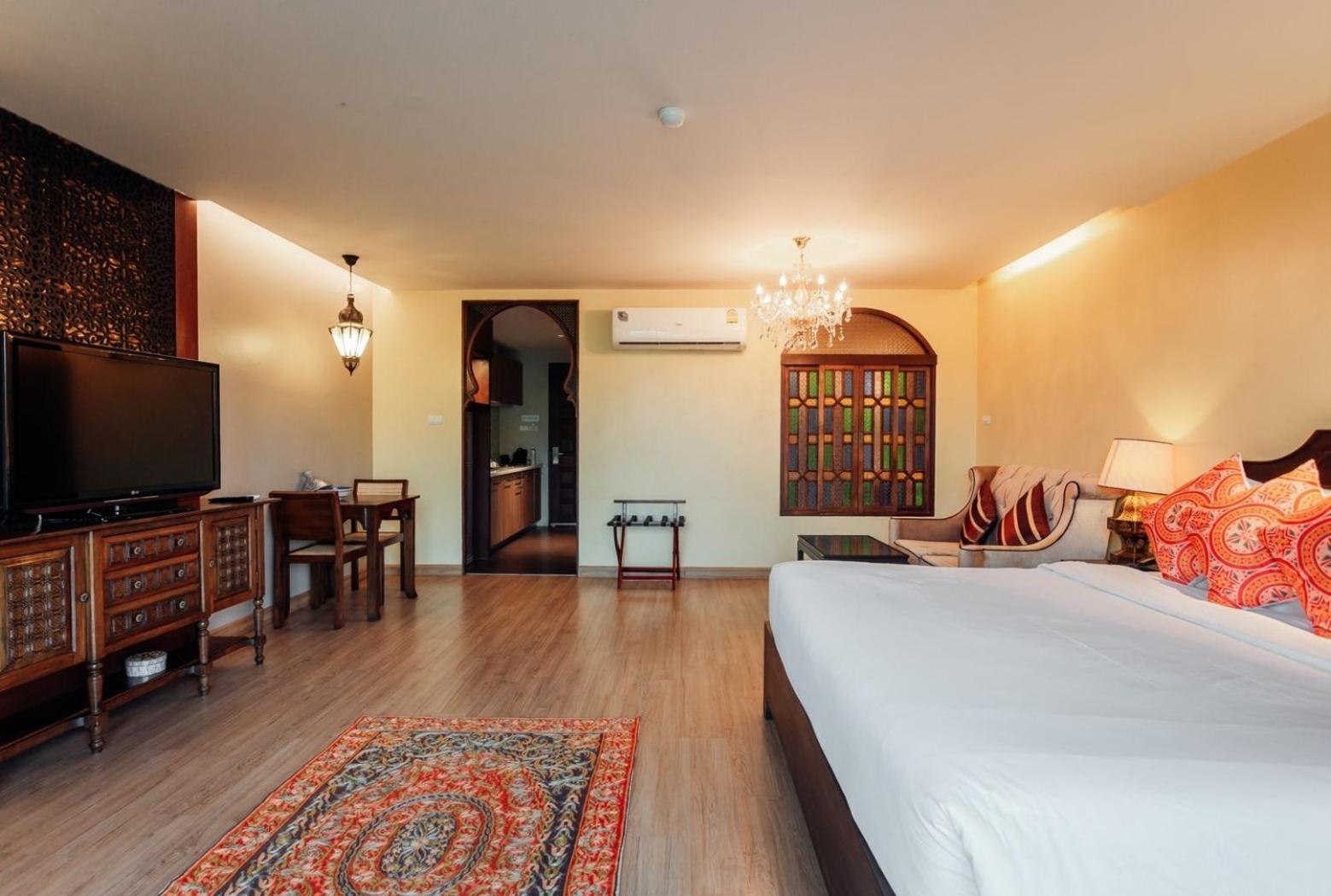 Sheik Istana Hotel Chiangmal Chiang Mai Exterior photo